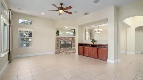 411 Knoll Dr, Fairfield, CA 94534 photo 22