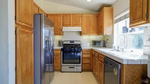 843 Foothill Dr, Windsor, CA 95492 photo 12