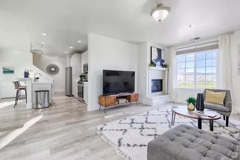 692 Mcclelland Dr, Windsor, CA 95492 photo 13