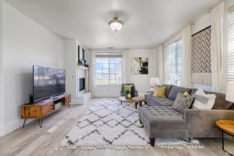 692 Mcclelland Dr, Windsor, CA 95492 photo 8