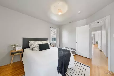922 Valle Vista Ave, Vallejo, CA 94590 photo 17