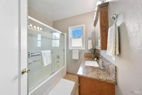 922 Valle Vista Ave, Vallejo, CA 94590 photo 15
