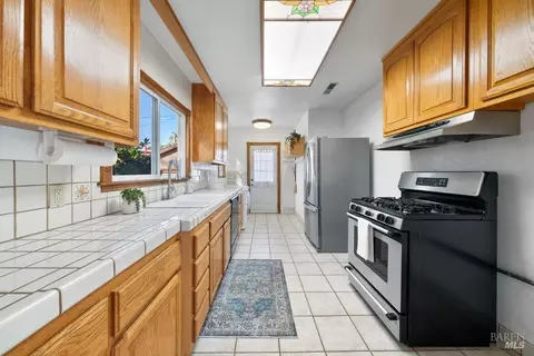 922 Valle Vista Ave, Vallejo, CA 94590 photo 10