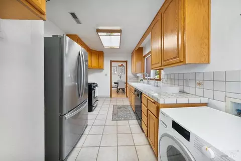922 Valle Vista Ave, Vallejo, CA 94590 photo 11