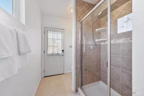 922 Valle Vista Ave, Vallejo, CA 94590 photo 20