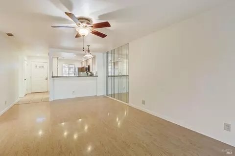 100 Little River Ct #5, Vallejo, CA 94591 photo 11