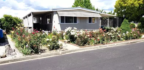 12 Heyford Cir, Santa Rosa, CA 95401