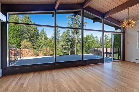 255 Brush Creek Rd, Santa Rosa, CA 95404