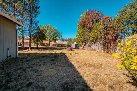 20212 Hollands Ln, Willits, CA 95490 photo 17