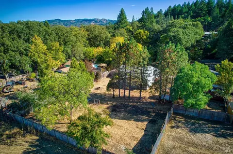 20212 Hollands Ln, Willits, CA 95490 photo 27