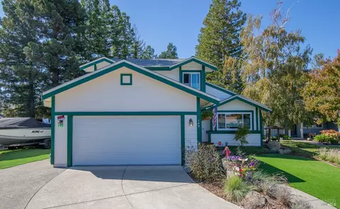 149 Tyrone Ct, Vacaville, CA 95688