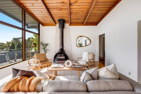102 Columbia Ave, Mill Valley, CA 94941