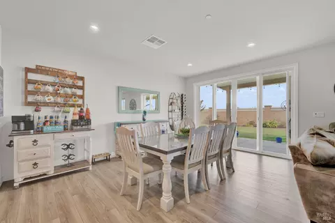 Dining - 7019 E Samuel Ct, Vacaville, CA 95687 photo 3 of 3