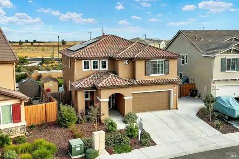 Exterior - 7019 E Samuel Ct, Vacaville, CA 95687 photo 2 of 18
