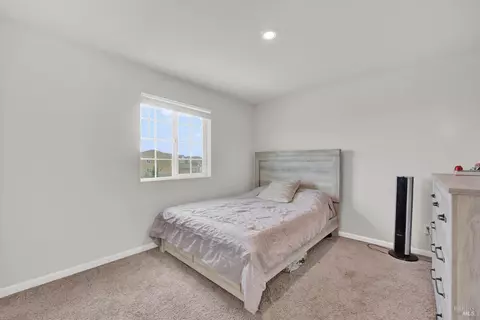 Bedroom - 7019 E Samuel Ct, Vacaville, CA 95687 photo 5 of 8