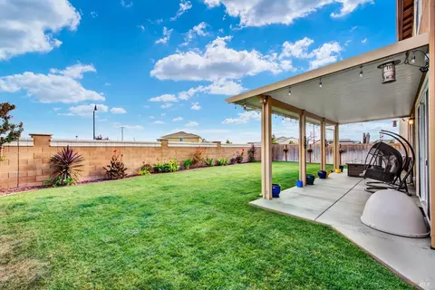Exterior - 7019 E Samuel Ct, Vacaville, CA 95687 photo 11 of 18