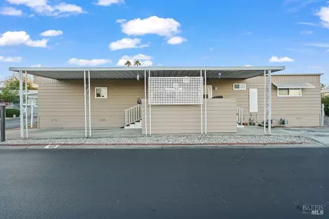 300 E H St #40, Benicia, CA 94510