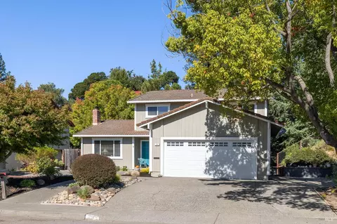 23 Reichert Ct, Novato, CA 94945