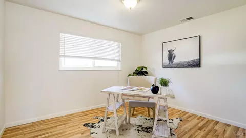 301 E Utah Dr, Fairfield, CA 94533 photo 8