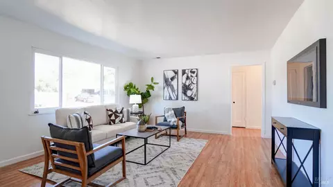 301 E Utah Dr, Fairfield, CA 94533 photo 3