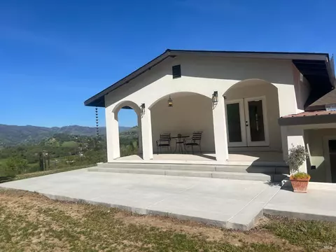 Exterior - 385 Vine St, Vacaville, CA 95688 photo 13 of 19