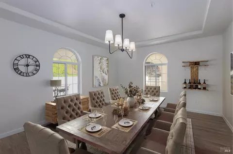 Dining - 385 Vine St, Vacaville, CA 95688 photo 1 of 1