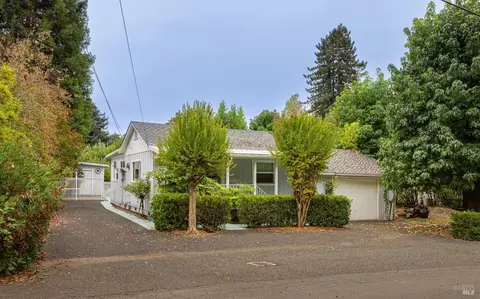 16325 Watson Rd, Guerneville, CA 95446