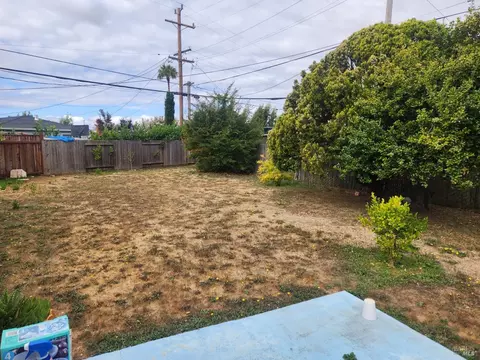 110 Cynthia Ave, Vallejo, CA 94589 photo 2