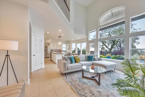 2051 Gardenview Pl, Santa Rosa, CA 95403