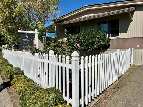 20 Camelia Dr, Napa, CA 94558 photo 3