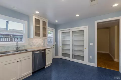 1570 Wright St, Santa Rosa, CA 95404 photo 7