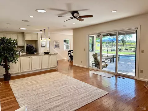 6154 Lockwood Dr, Windsor, CA 95492 photo 12