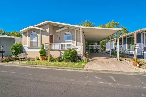 113 Salisbury Cir, Santa Rosa, CA 95401