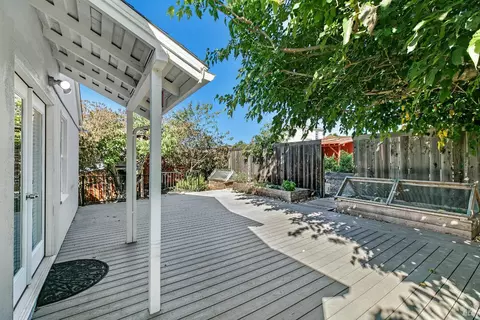 1132 Third St, Rodeo, CA 94572 photo 7