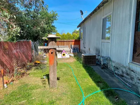 330 Wilson St, Vacaville, CA 95688 photo 6
