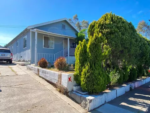 330 Wilson St, Vacaville, CA 95688 photo 2