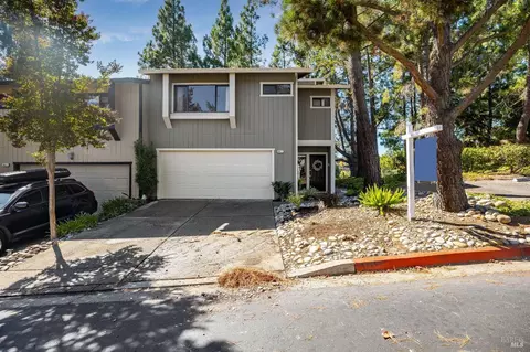 2413 Willow Tree Ln, Martinez, CA 94553 photo 4