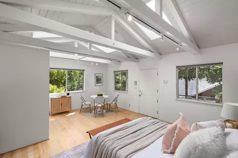Undisclosed, Mill Valley, CA 94941 photo 19