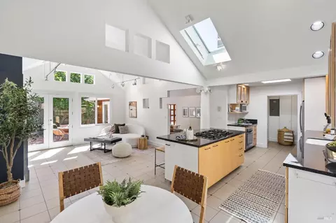Undisclosed, Mill Valley, CA 94941 photo 6