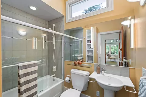 Undisclosed, Mill Valley, CA 94941 photo 13