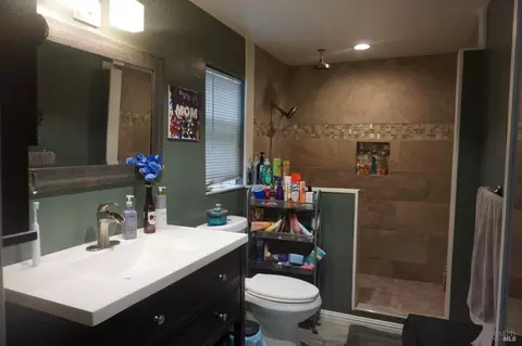 34 Constance Dr, Vallejo, CA 94590 photo 33