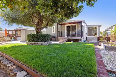 53 Portola Cir, Sonoma, CA 95476