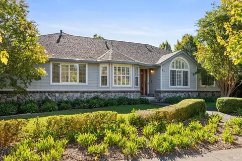 2502 Fulton Pl, Santa Rosa, CA 95401