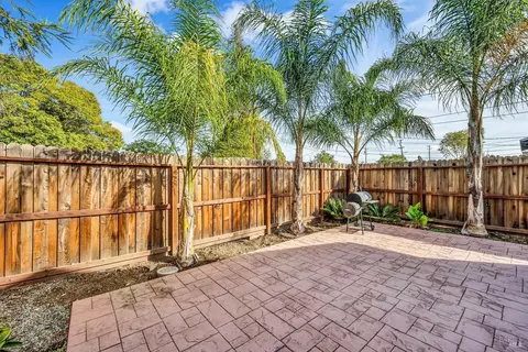 441 Maple St, Napa, CA 94558 photo 32