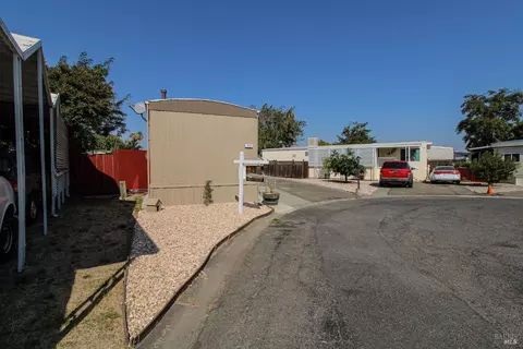 150 Del Loma Ct, Vacaville, CA 95687