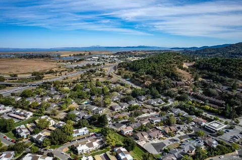 5 Larch Dr, Novato, CA 94947 photo 40