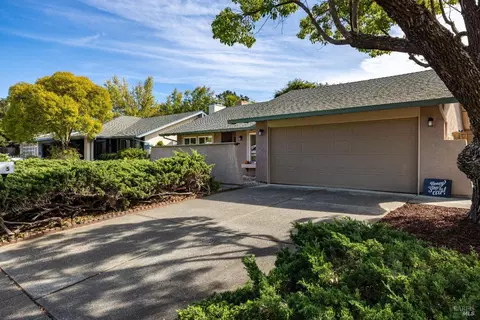 5 Larch Dr, Novato, CA 94947 photo 5