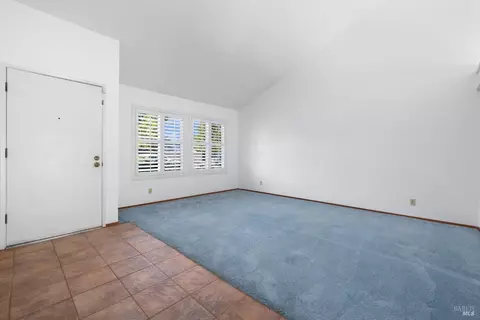 5 Larch Dr, Novato, CA 94947 photo 13