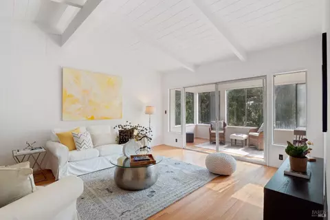 419 Montford Ave, Mill Valley, CA 94941