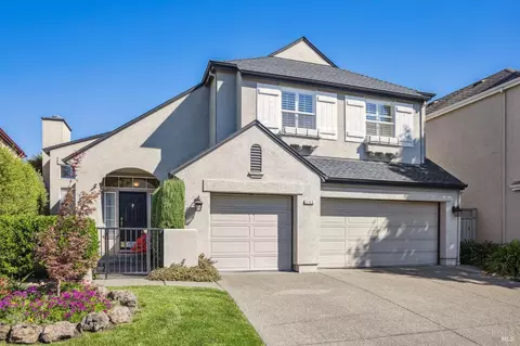 2143 Falcon Ridge Dr, Petaluma, CA 94954
